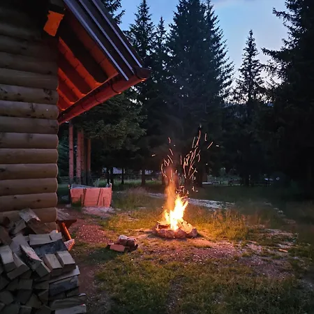 Ski Chalet Jahorina 亚霍里纳